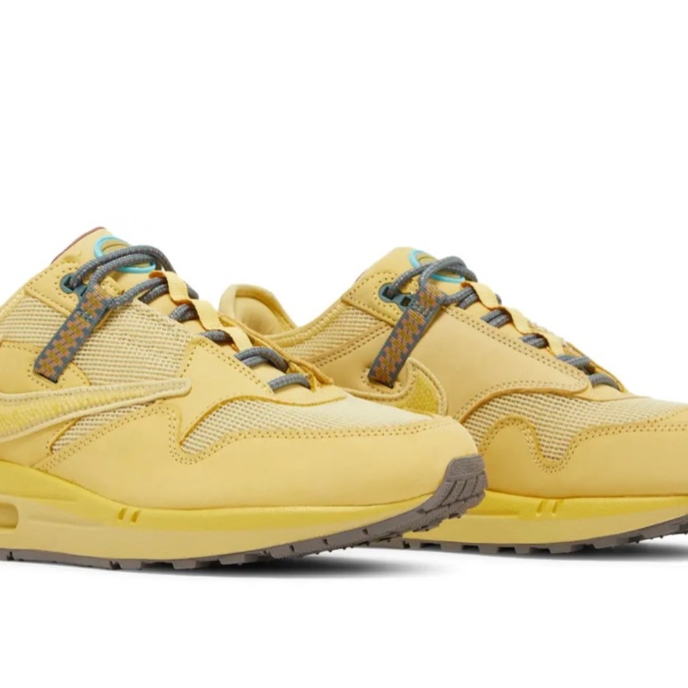 Travis Scott x Air Max 1 ‘Saturn Gold’